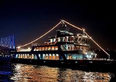 Evening walk along the Bosphorus on a yacht